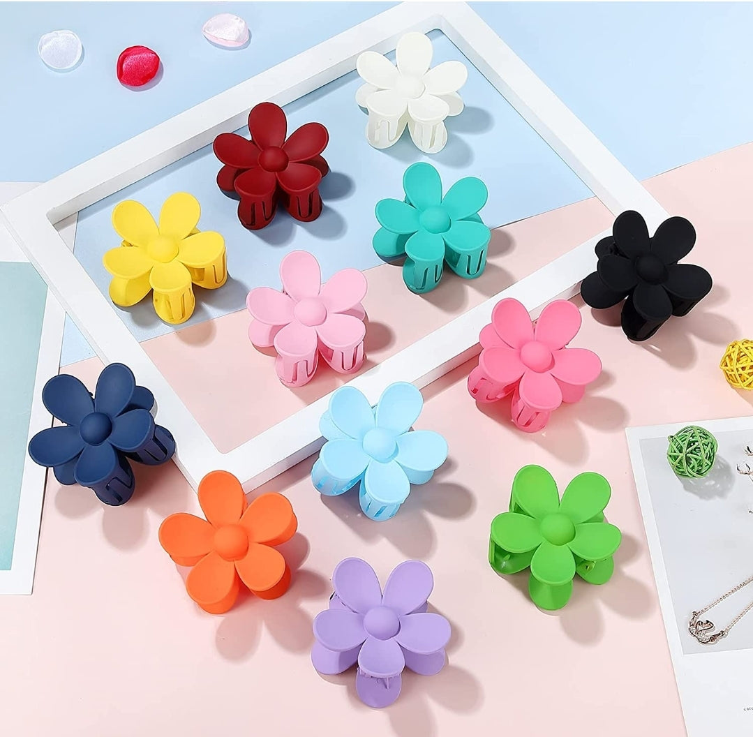 Daisy Flower Hair Clip