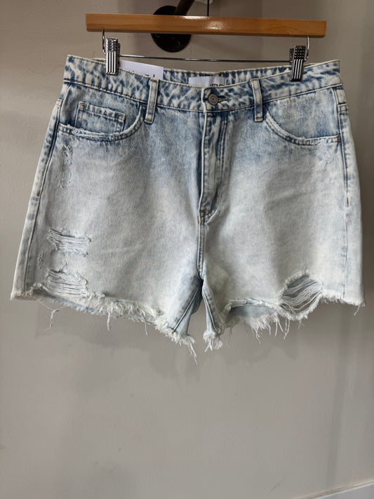 Kelly Distressed Shorts