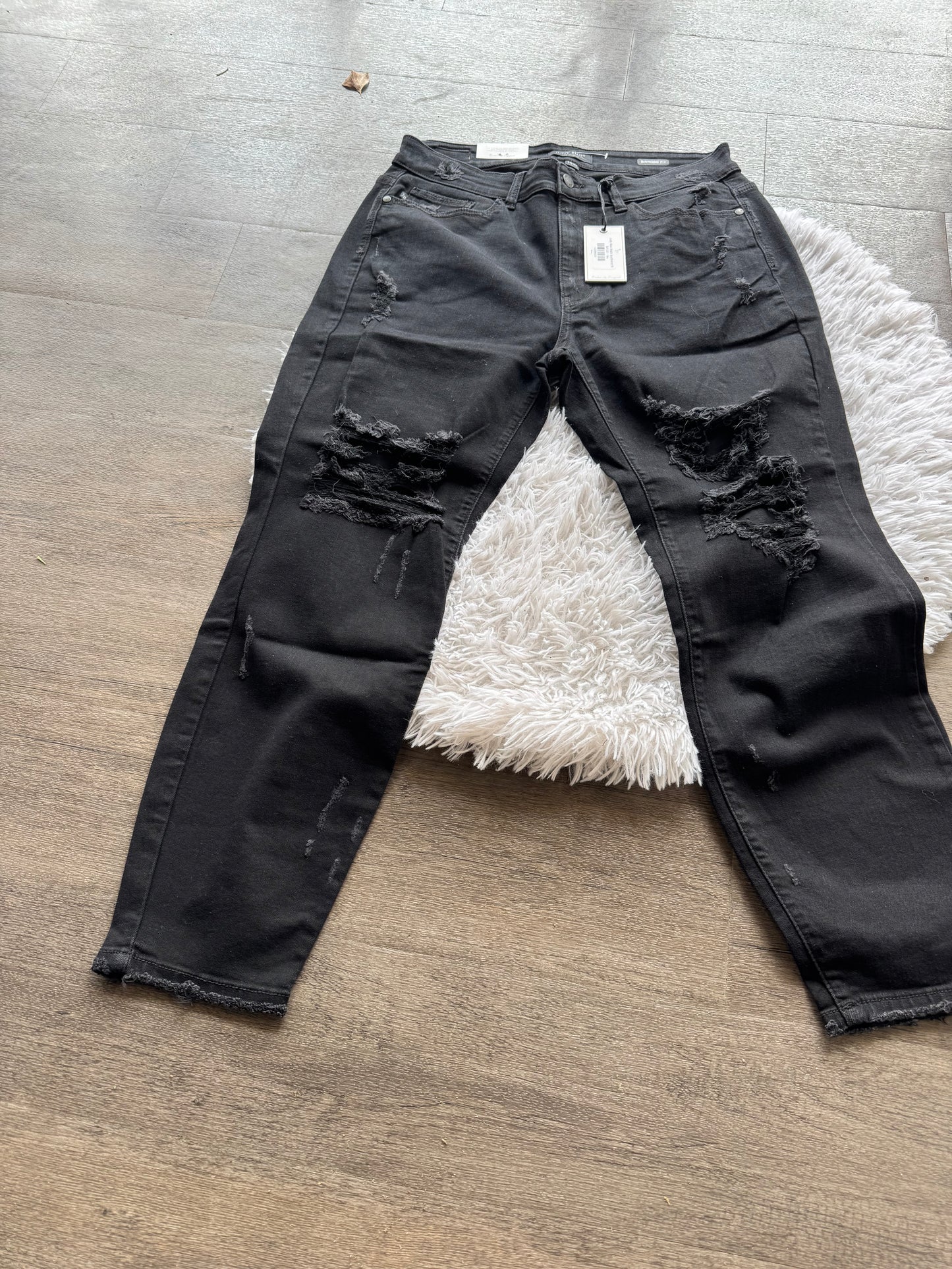 Judy blue boyfriend fit black