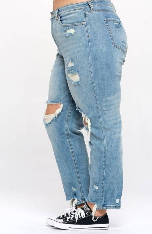 Kylie High-Rise Boyfriend Jeans